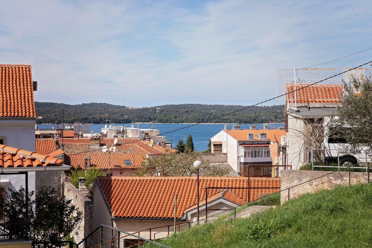 Apartment Arena Pula Exterior photo